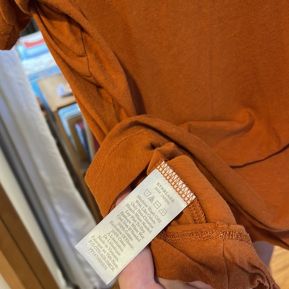 Everlane The Smock Tee, Size small, Burnt Orange color, great for fall! - Picture 7 of 7